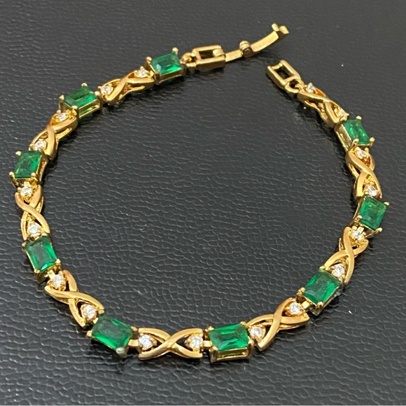 Unsigned Gold-tone Emerald Green & Clear CZ Stone 7.5” Tennis Bracelet 8.7g - Picture 10 of 16